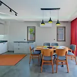 Villa Safir 1-2