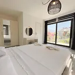Burla Villa Calis