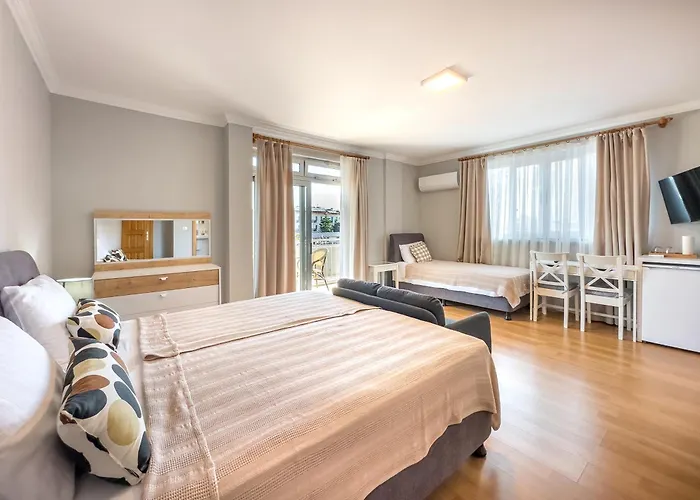 Cloud9 Rooms