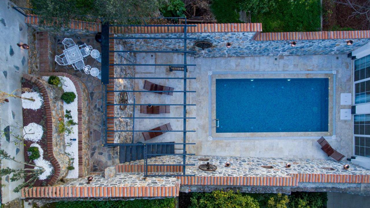 Luxury With Seaview At By Solo Villa