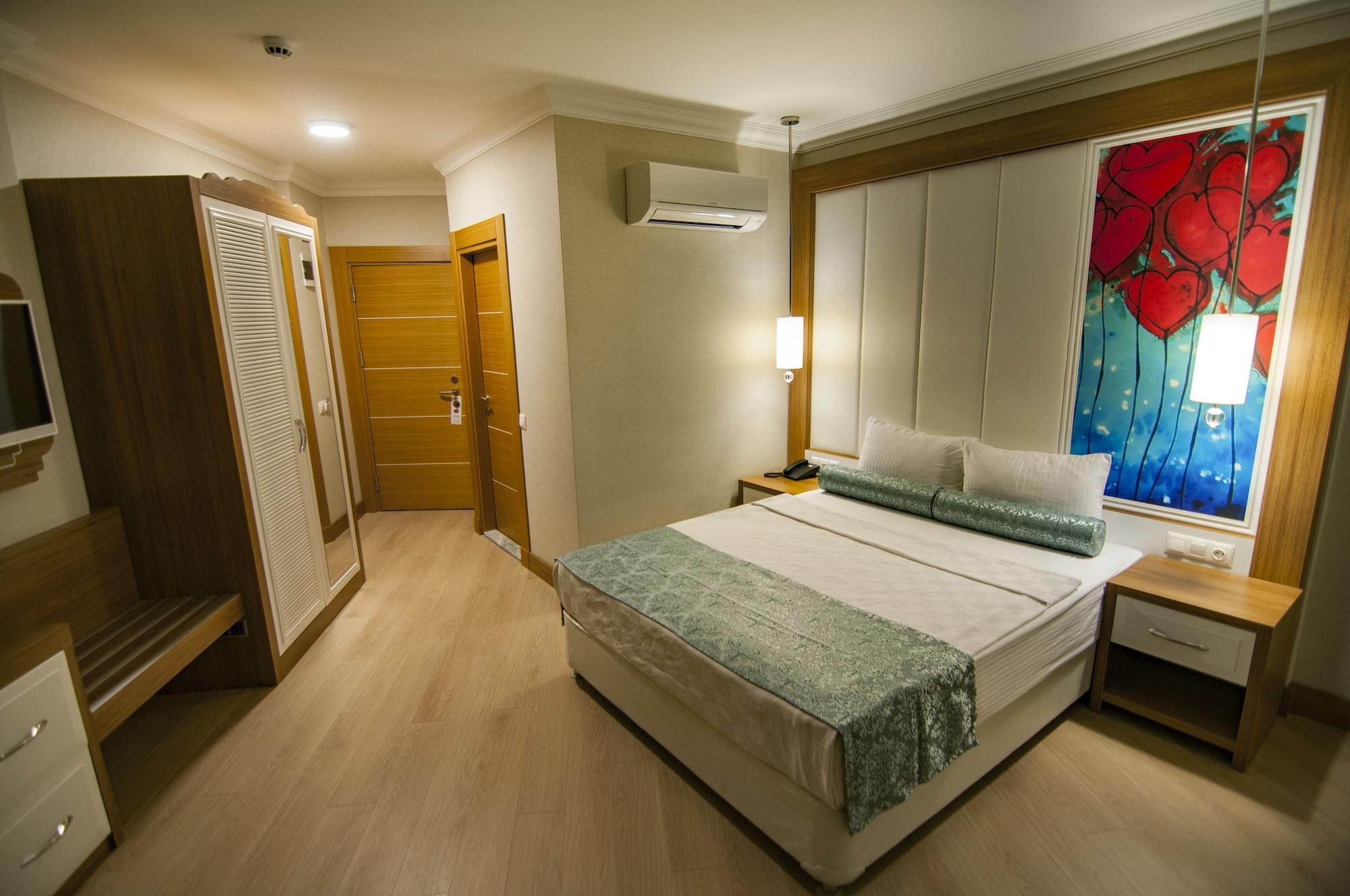 Otel Exelans