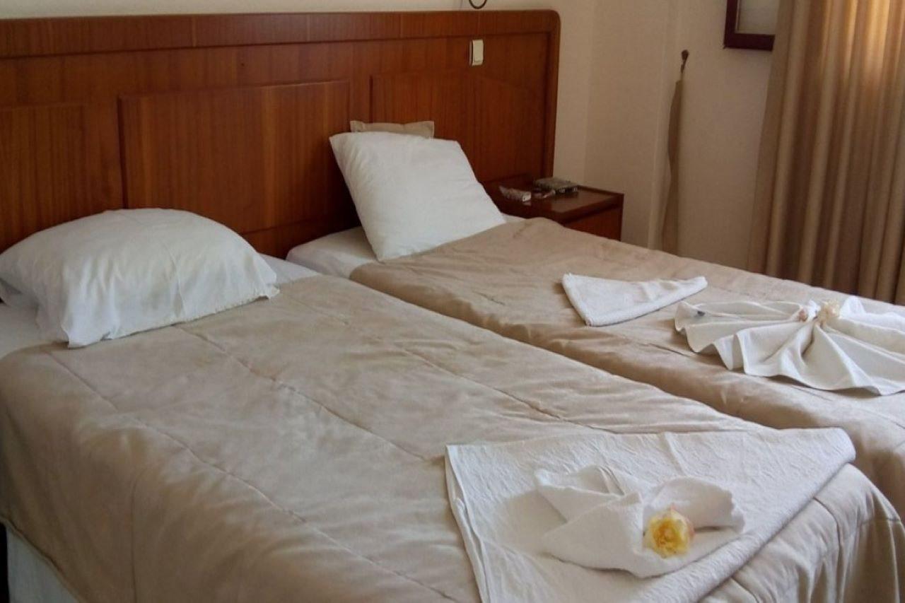 Kaan Hotel 2*