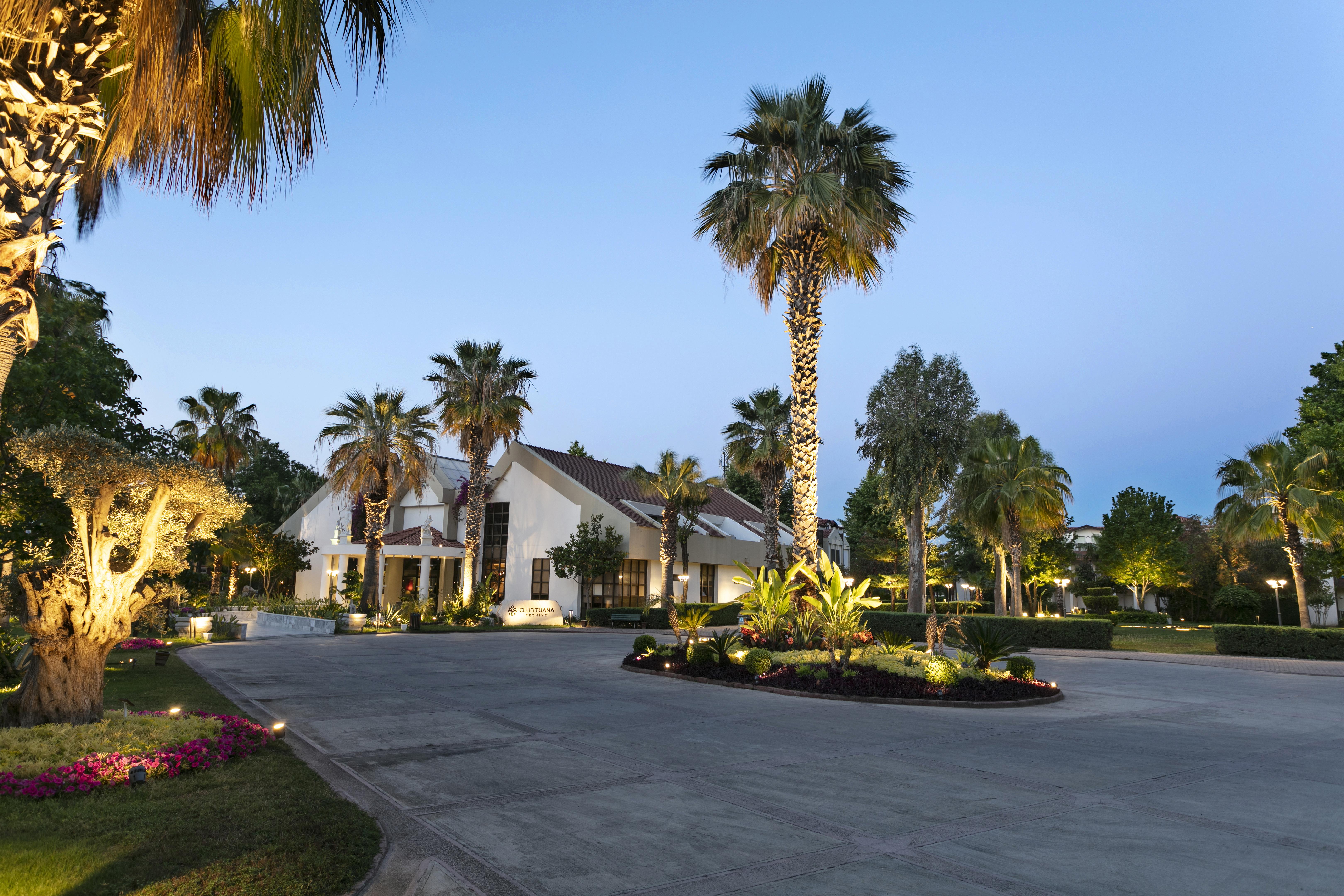 Club Tuana Resort