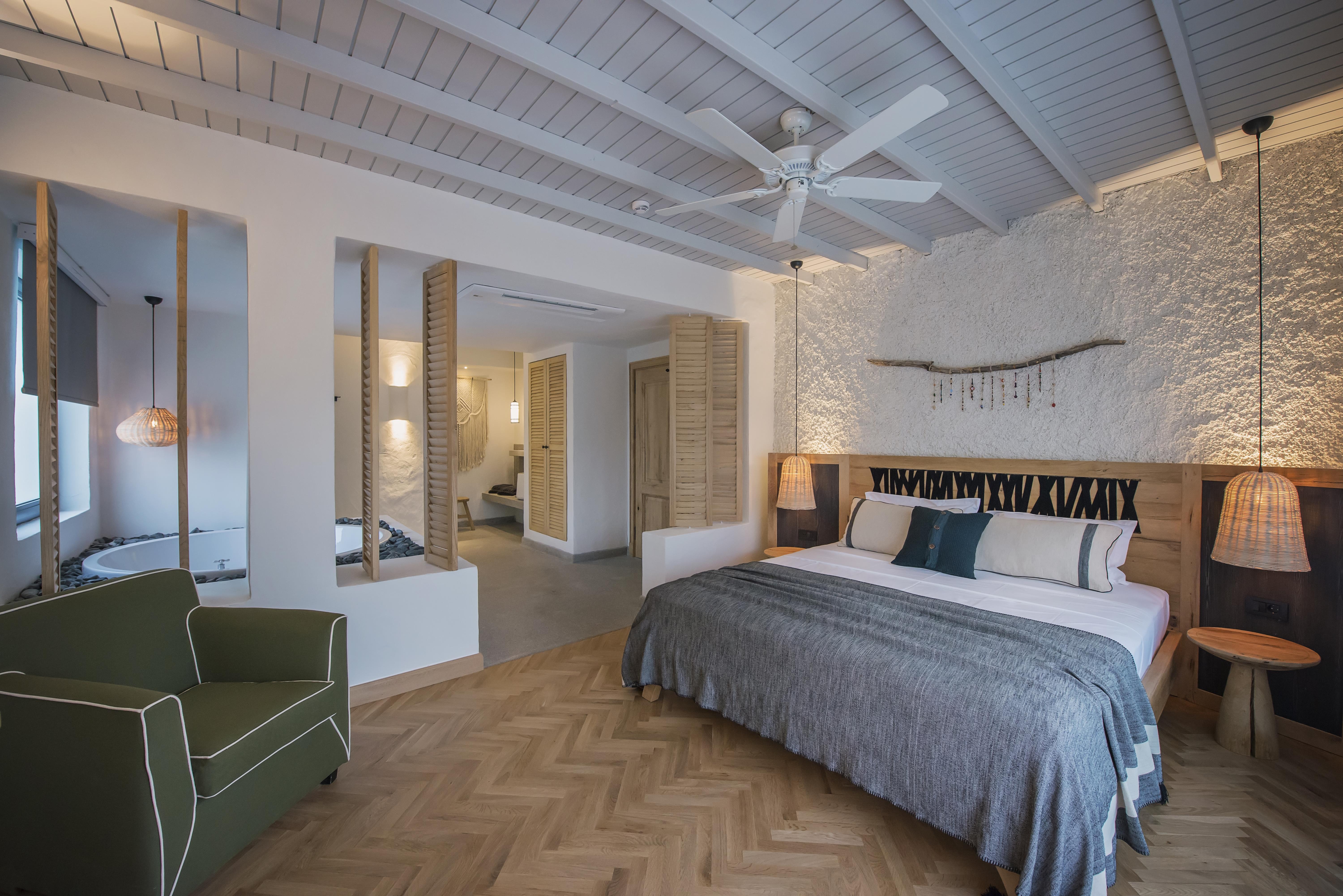 Yacht Boheme Hotel-boutique Class - Adults Only Hotel