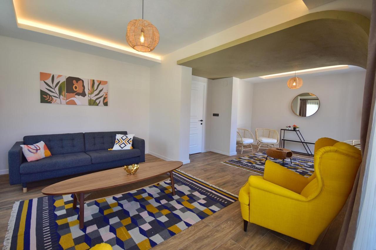 Citrus Villa *