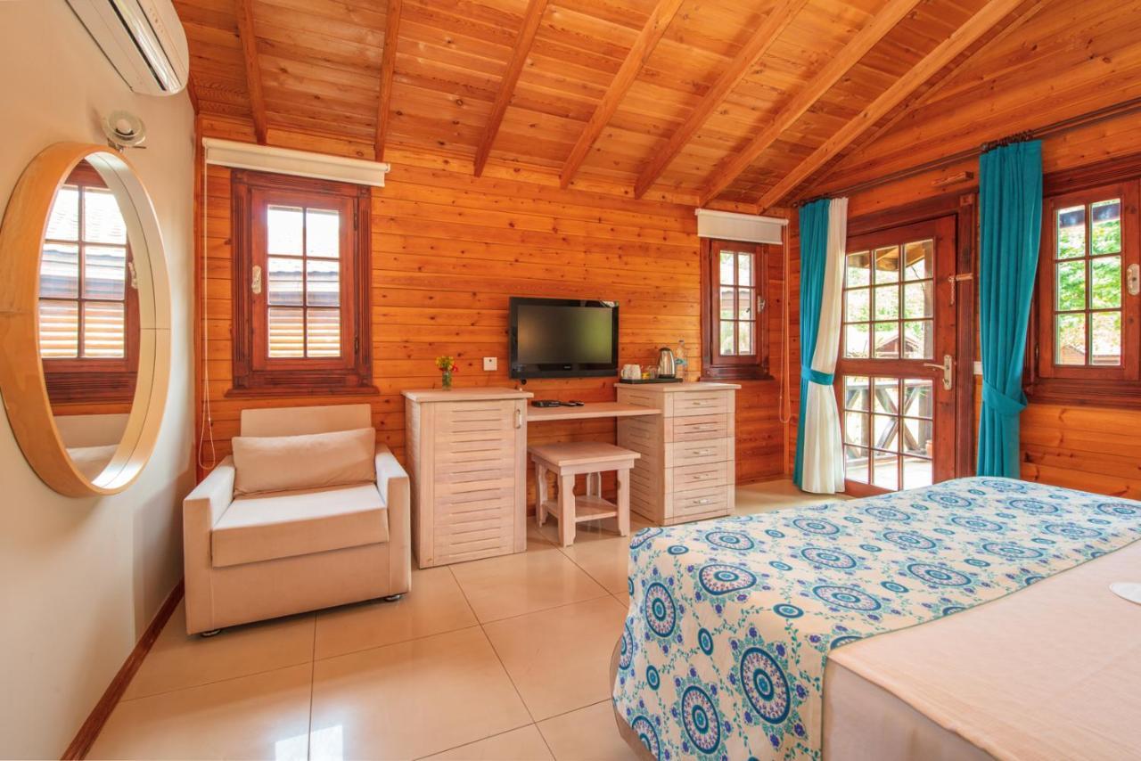 Hotel The Bay Club 5*