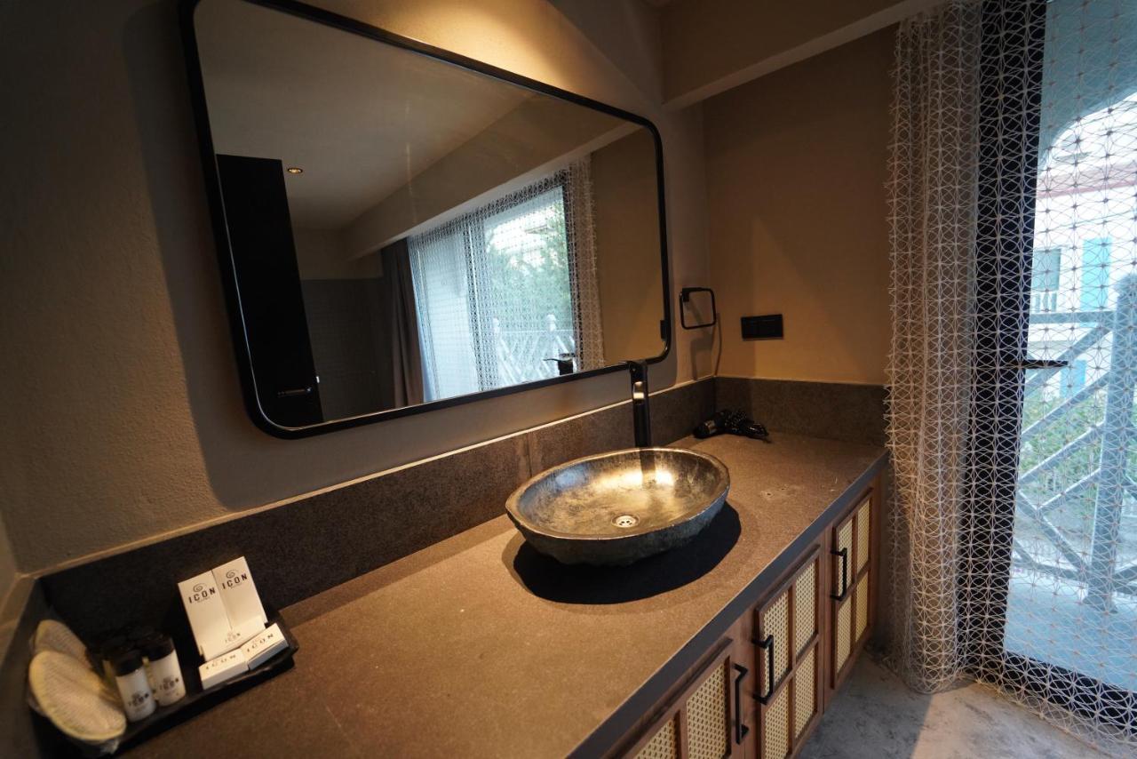 Icon Sovalye Island Otel