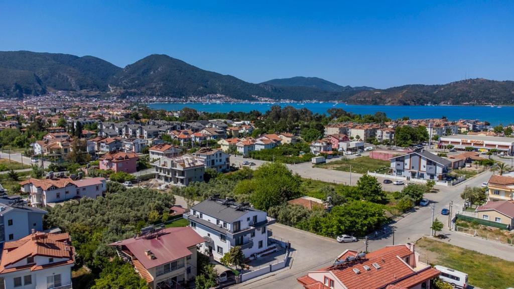 Havuzlu Sitede Luks Tatil Evi - Zeybek Apart 2 Apartment *