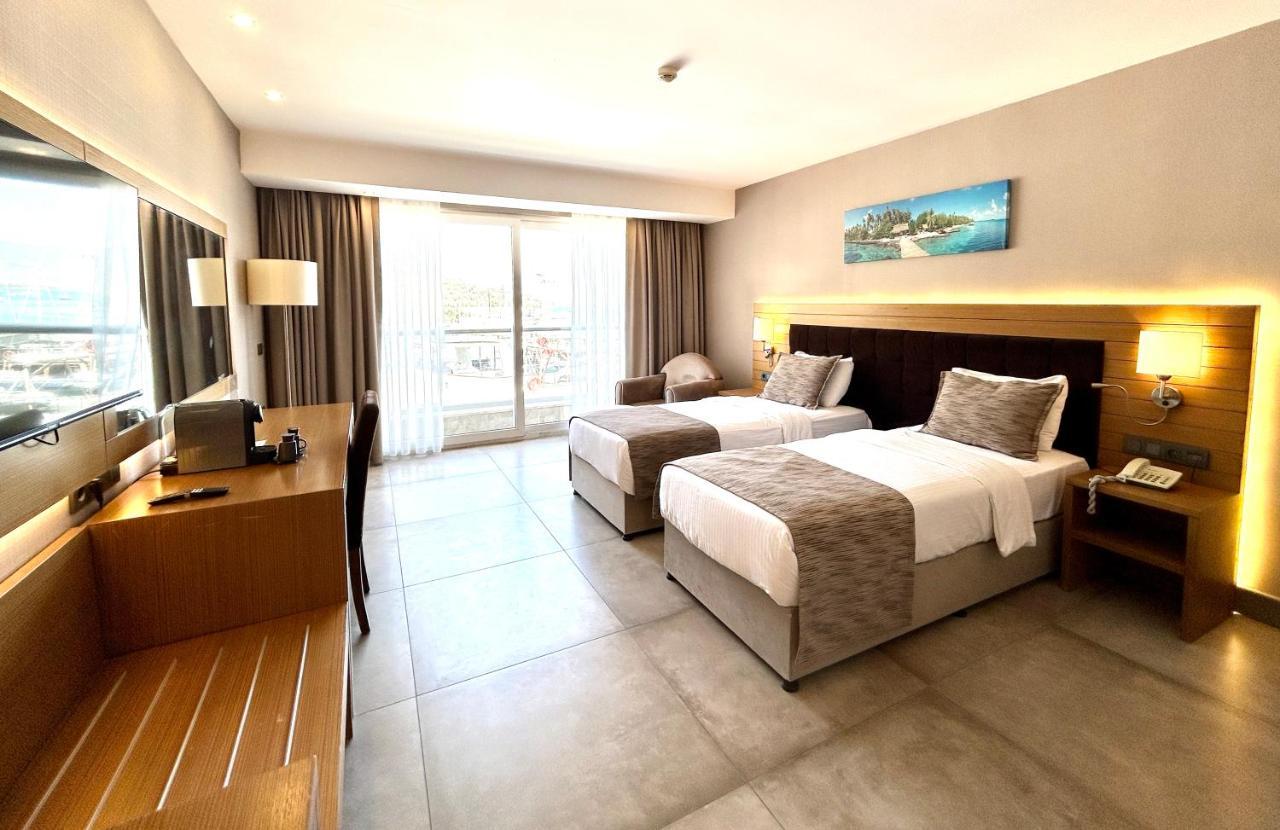 Marina Boutique Hotel 3*