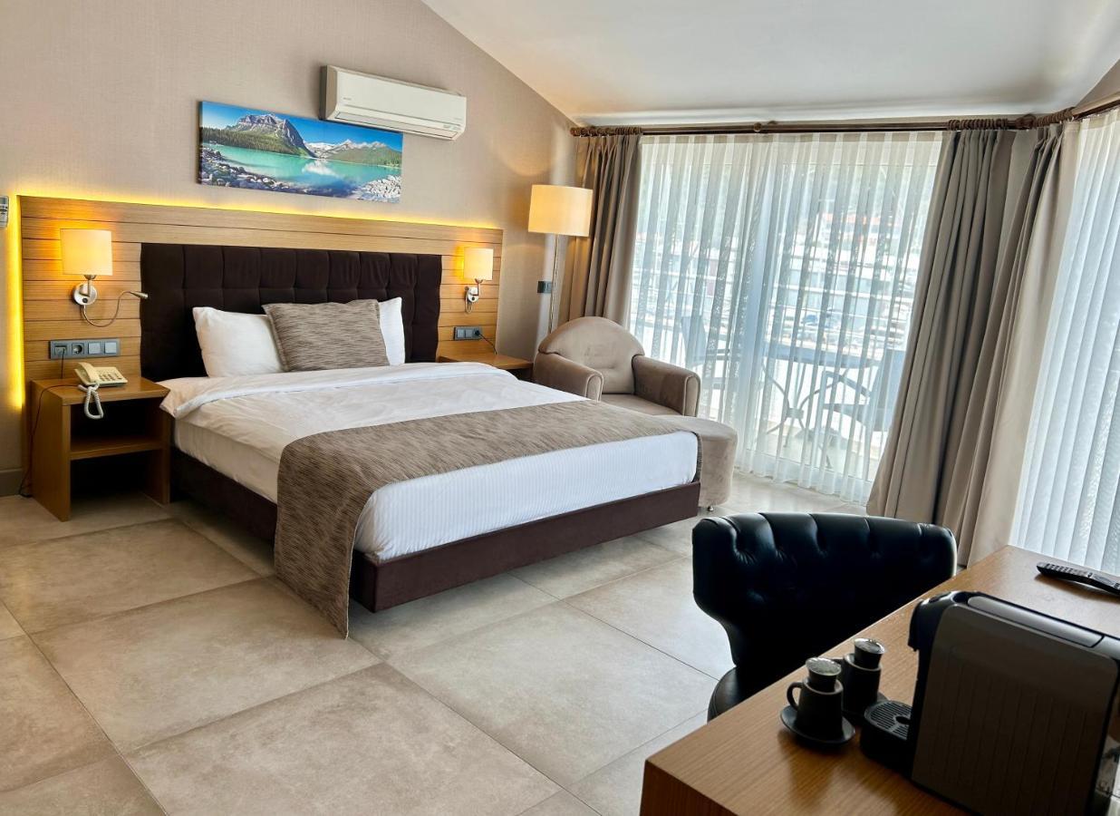 Marina Boutique Hotel