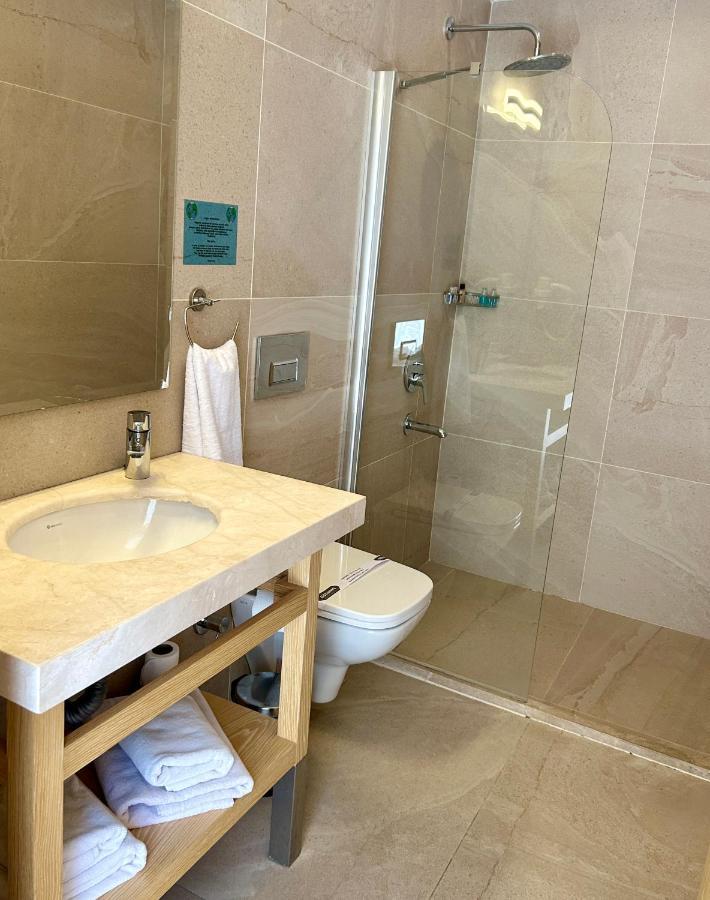 Marina Boutique Hotel 3*