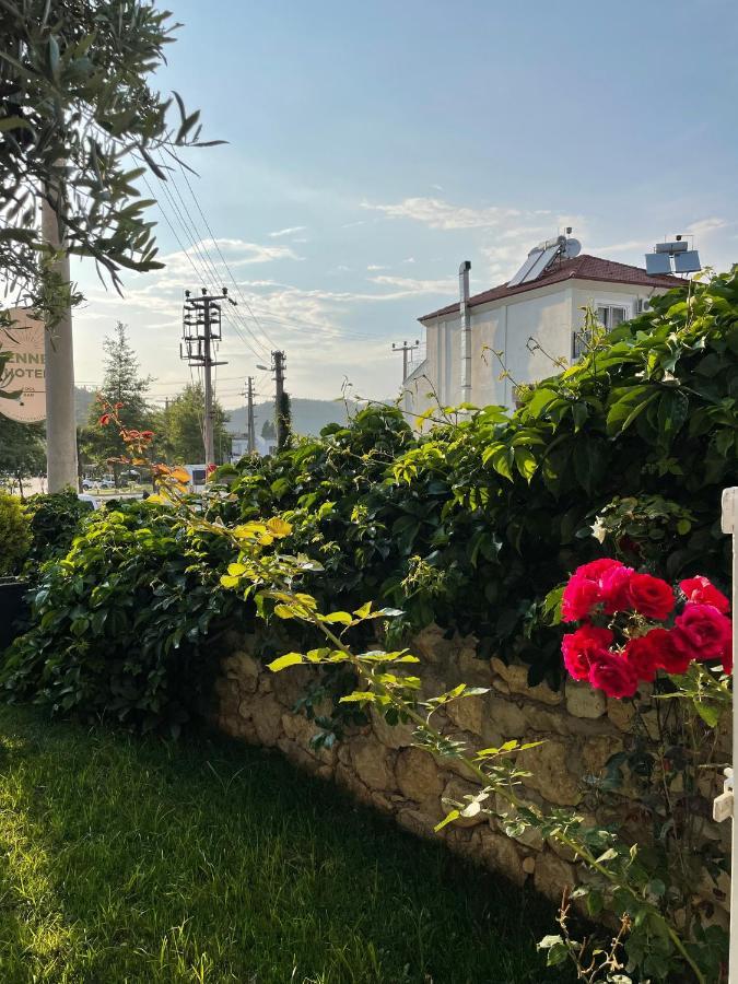 Hotel Cennet