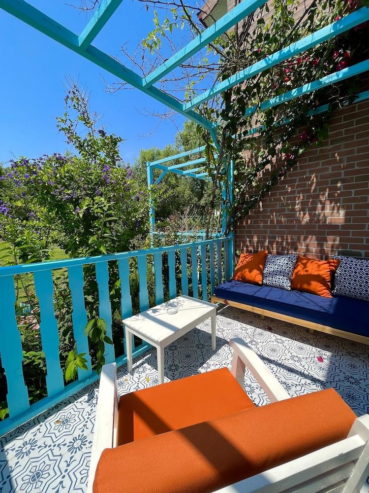 Yonca Otel 3*