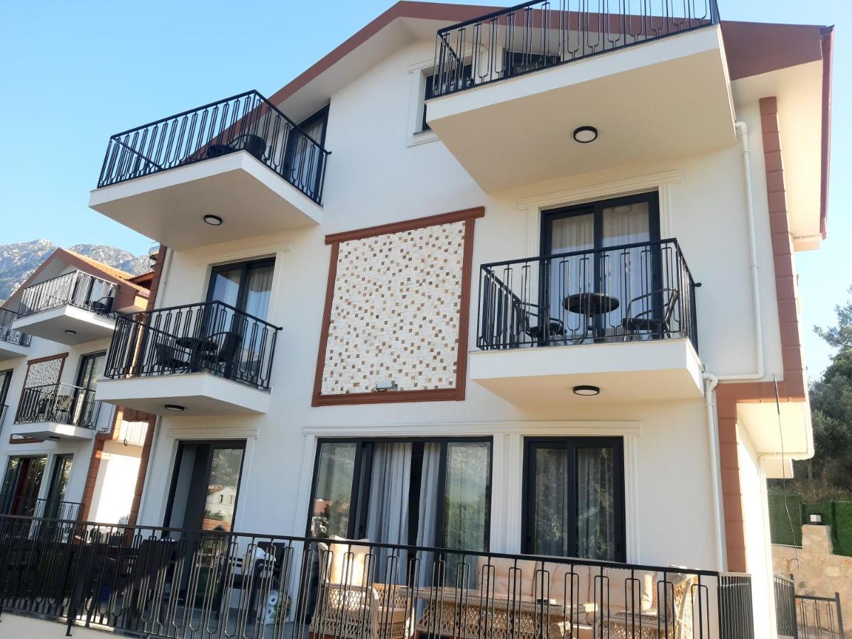 The Vineyard Hill Villa *