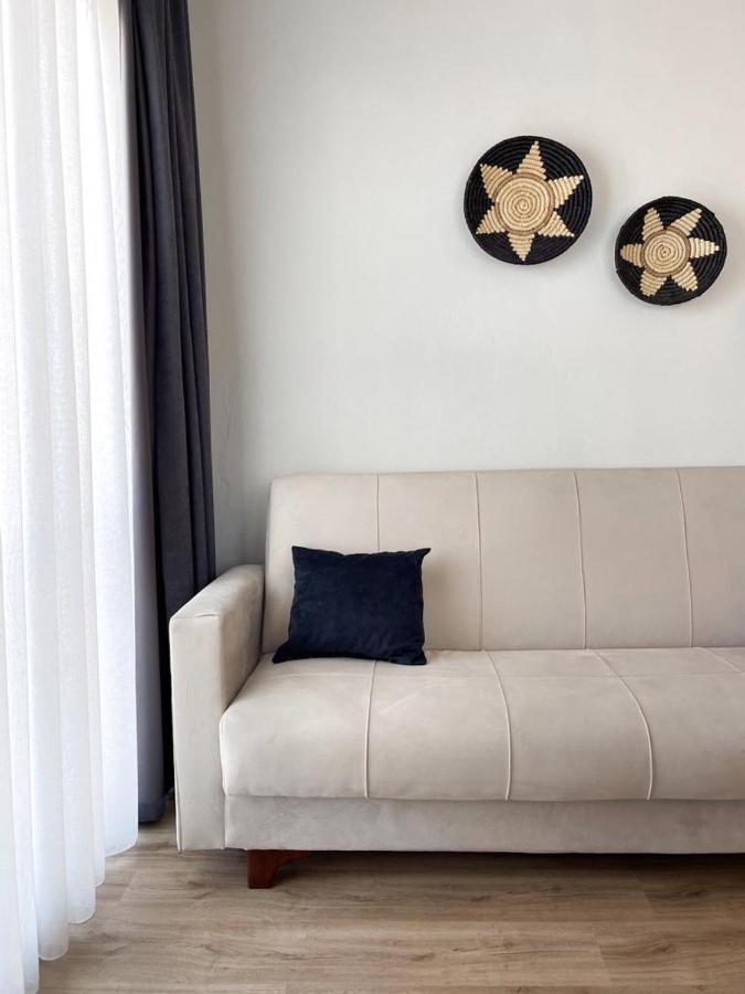 Aden Apartment *