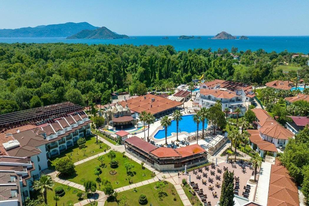 Otel Lykia Botanika Fun & Club 4*