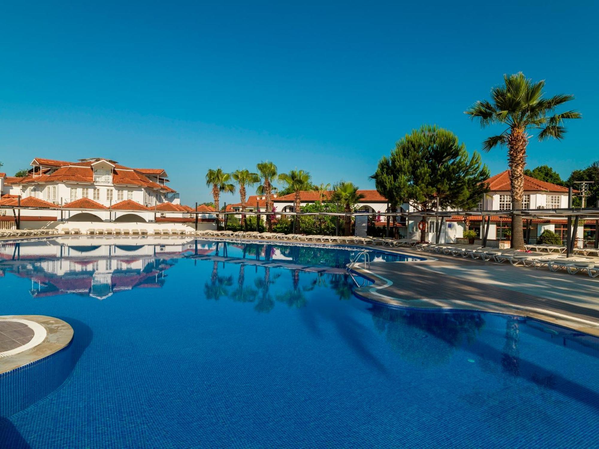 Otel Lykia Botanika Fun & Club