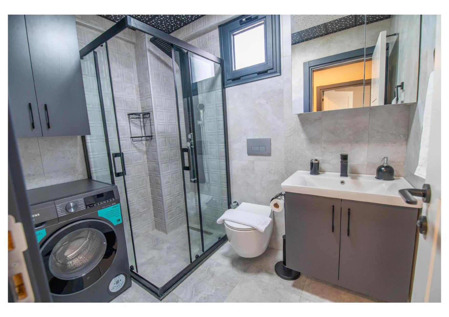 Royal Luxury Homes Apartment
