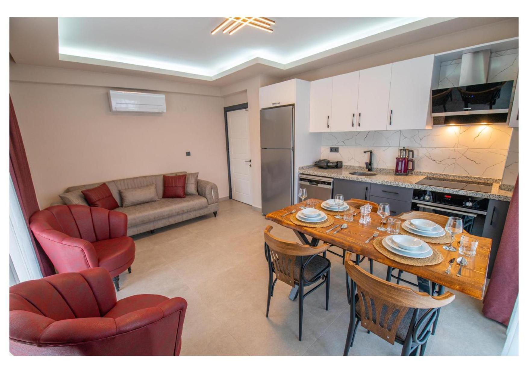 Royal Luxury Homes Apartment *