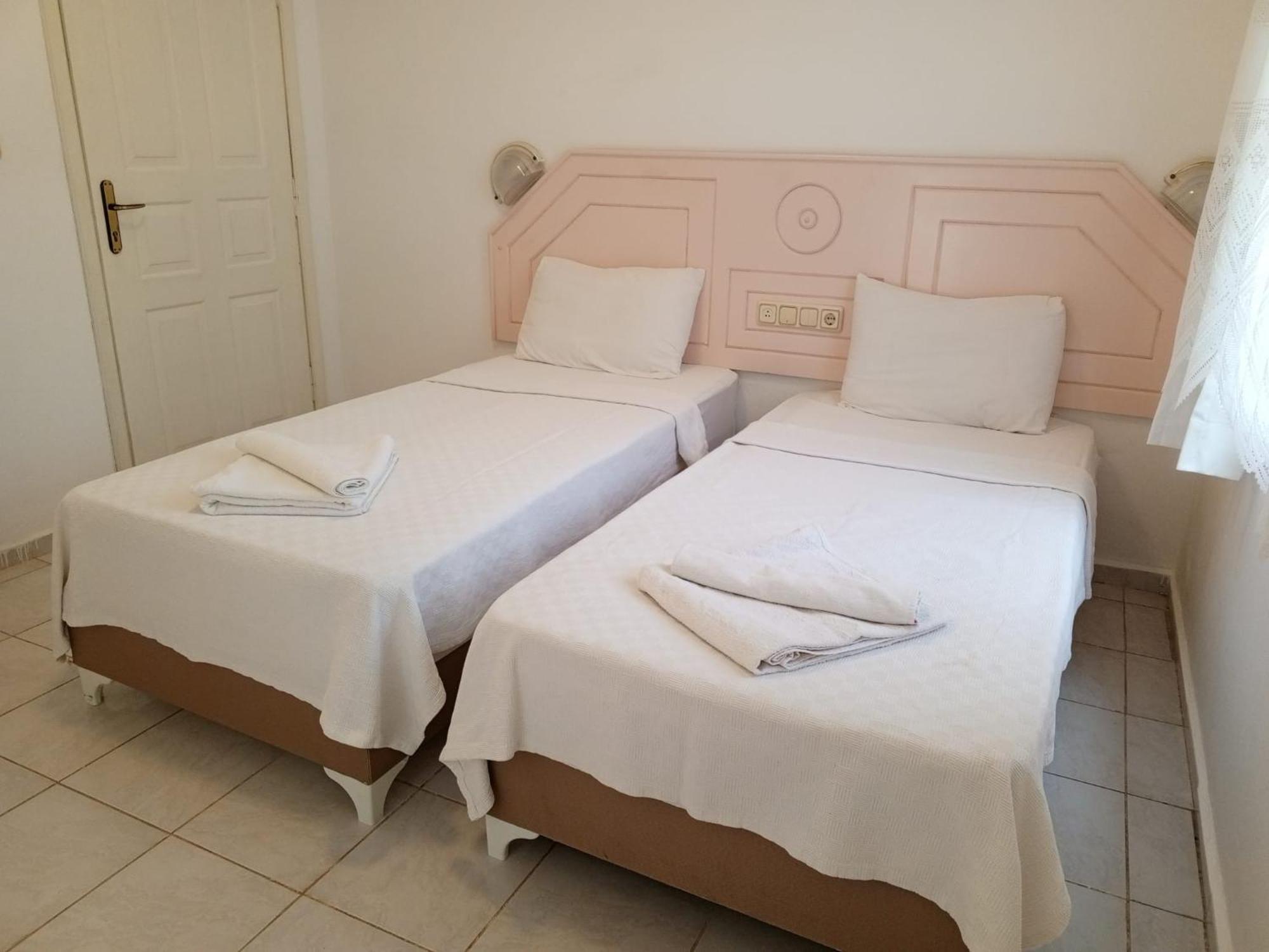 Aparthotel Pembe Kosk Apart *