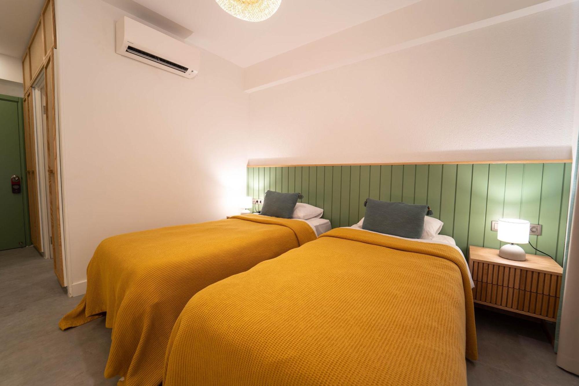 Hotel Club-e 3*