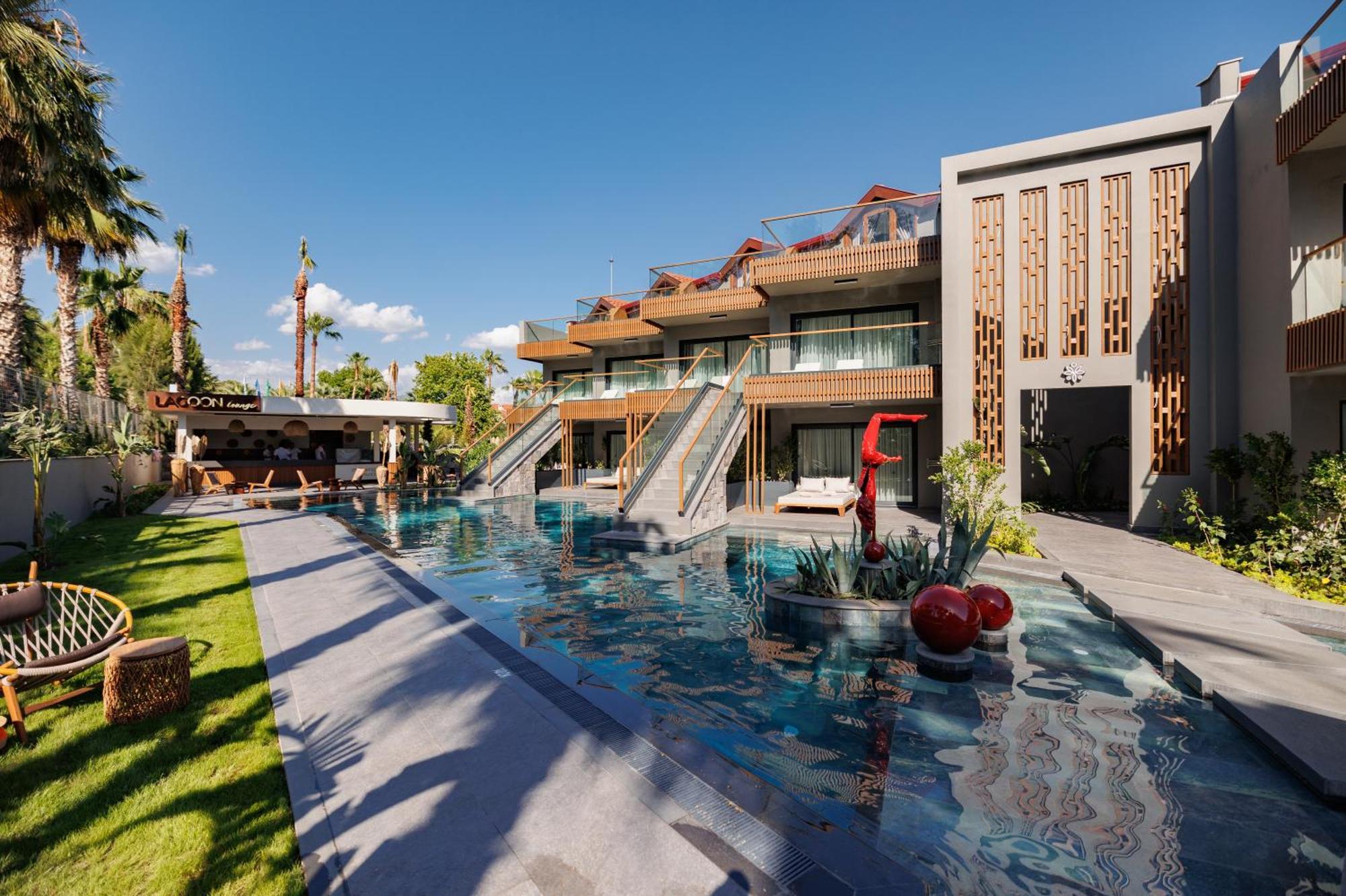 Club Tuana Resort 5*