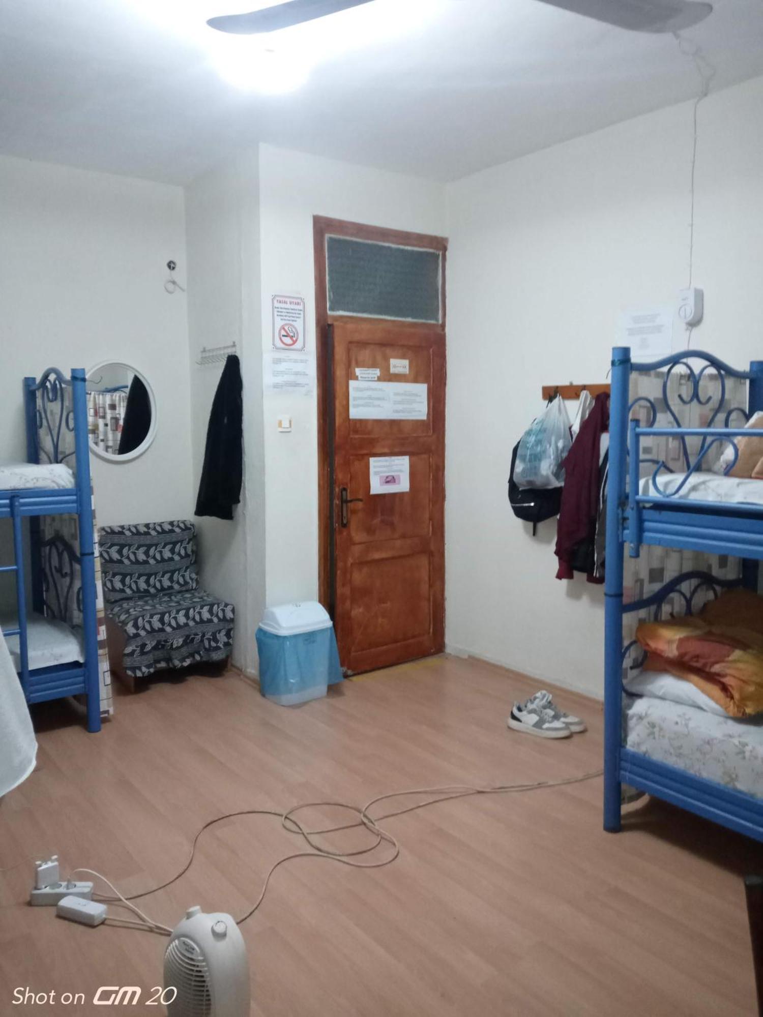 Hostel Hzd *