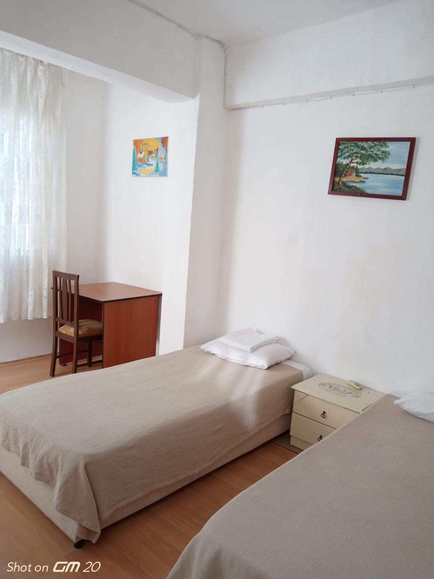 Hostel Hzd *