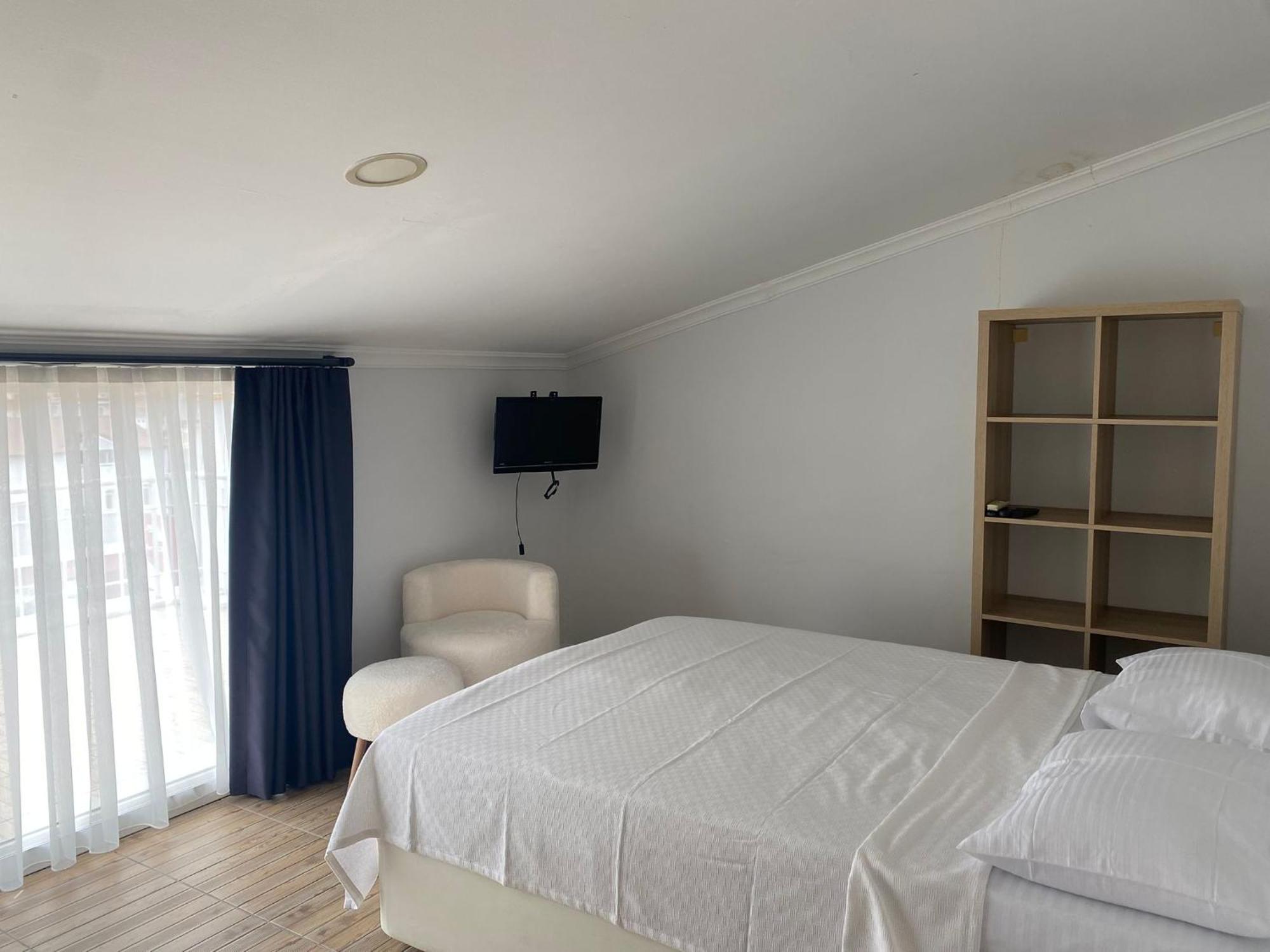 Hotel Bouvardia