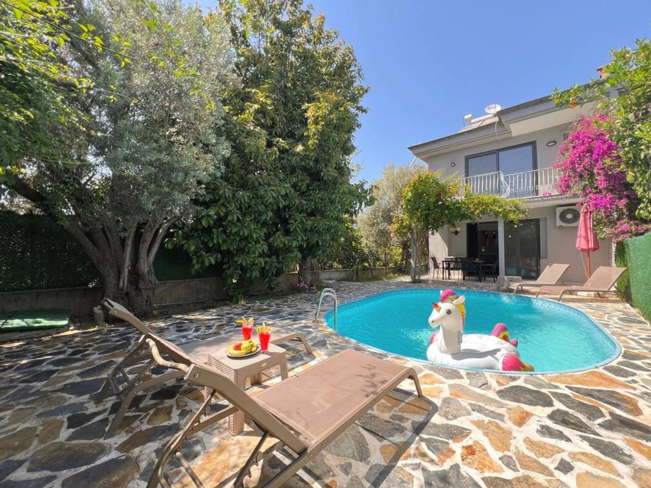 Burla Calis Villa