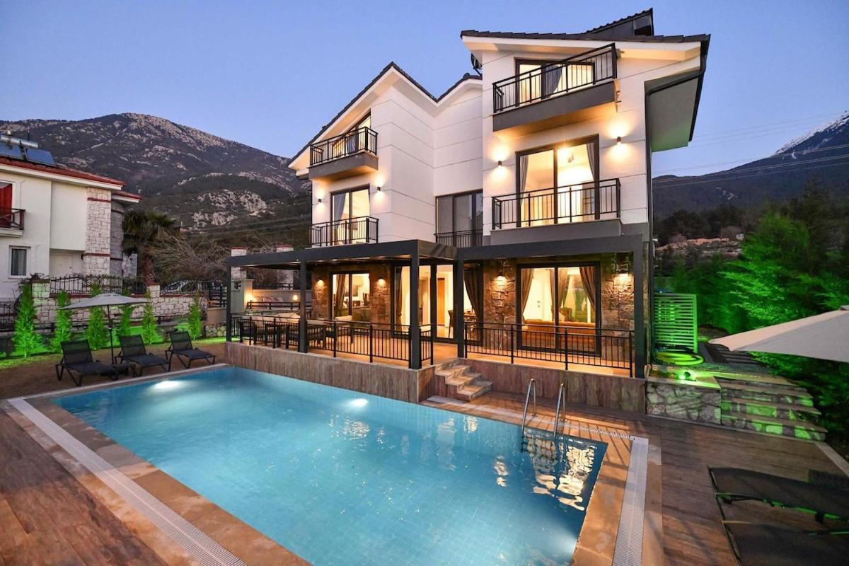 Sayir 2 Premium Villa's Fethiye