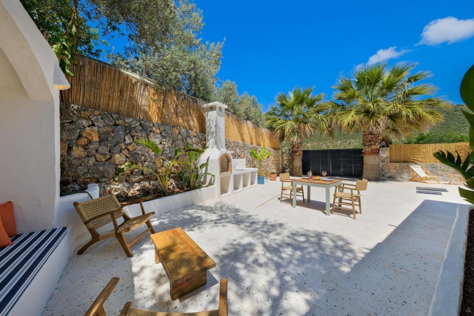 Villa 1 Bedroom Luxury - 9687 *