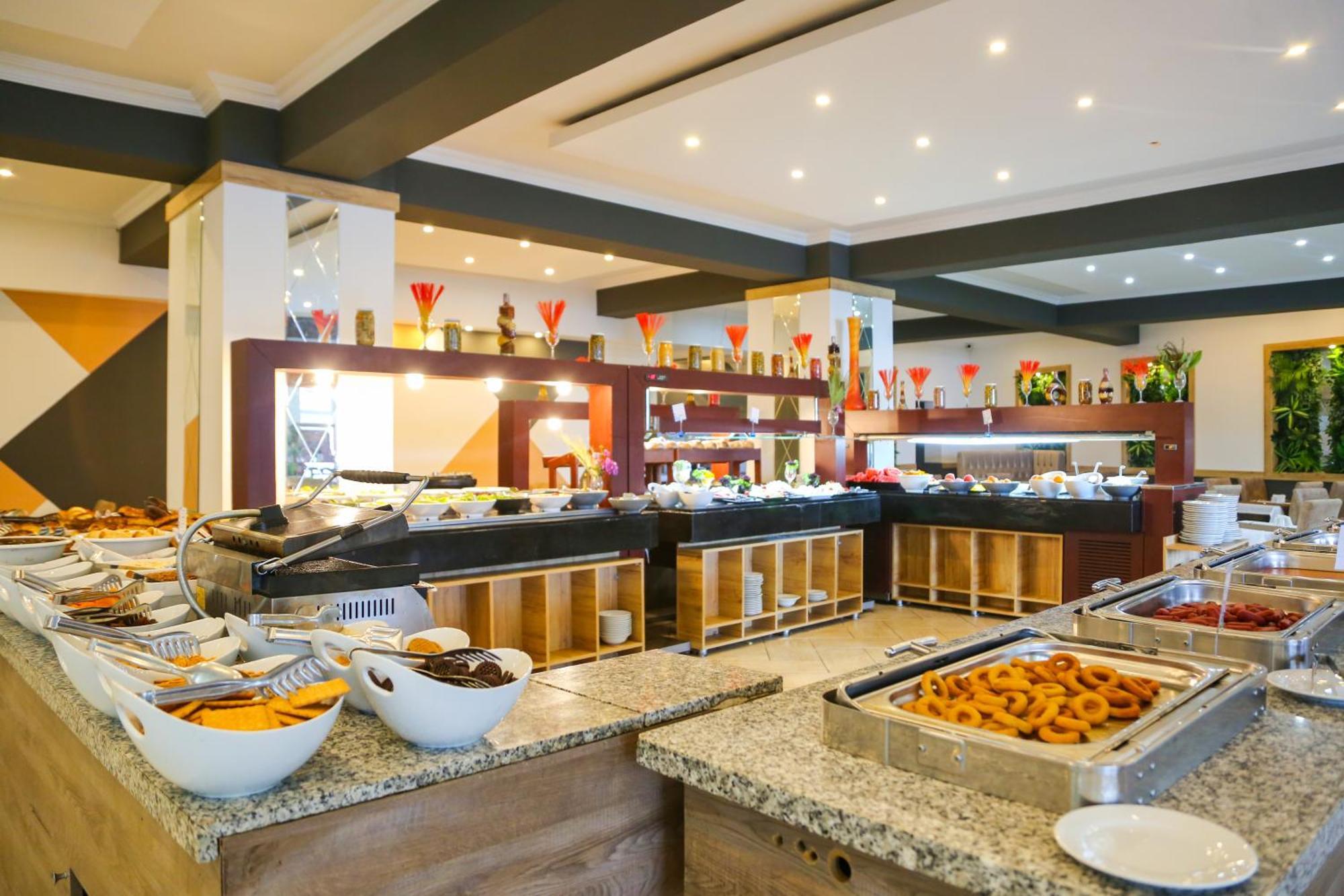 Tropical Deluxe Hotel 4*