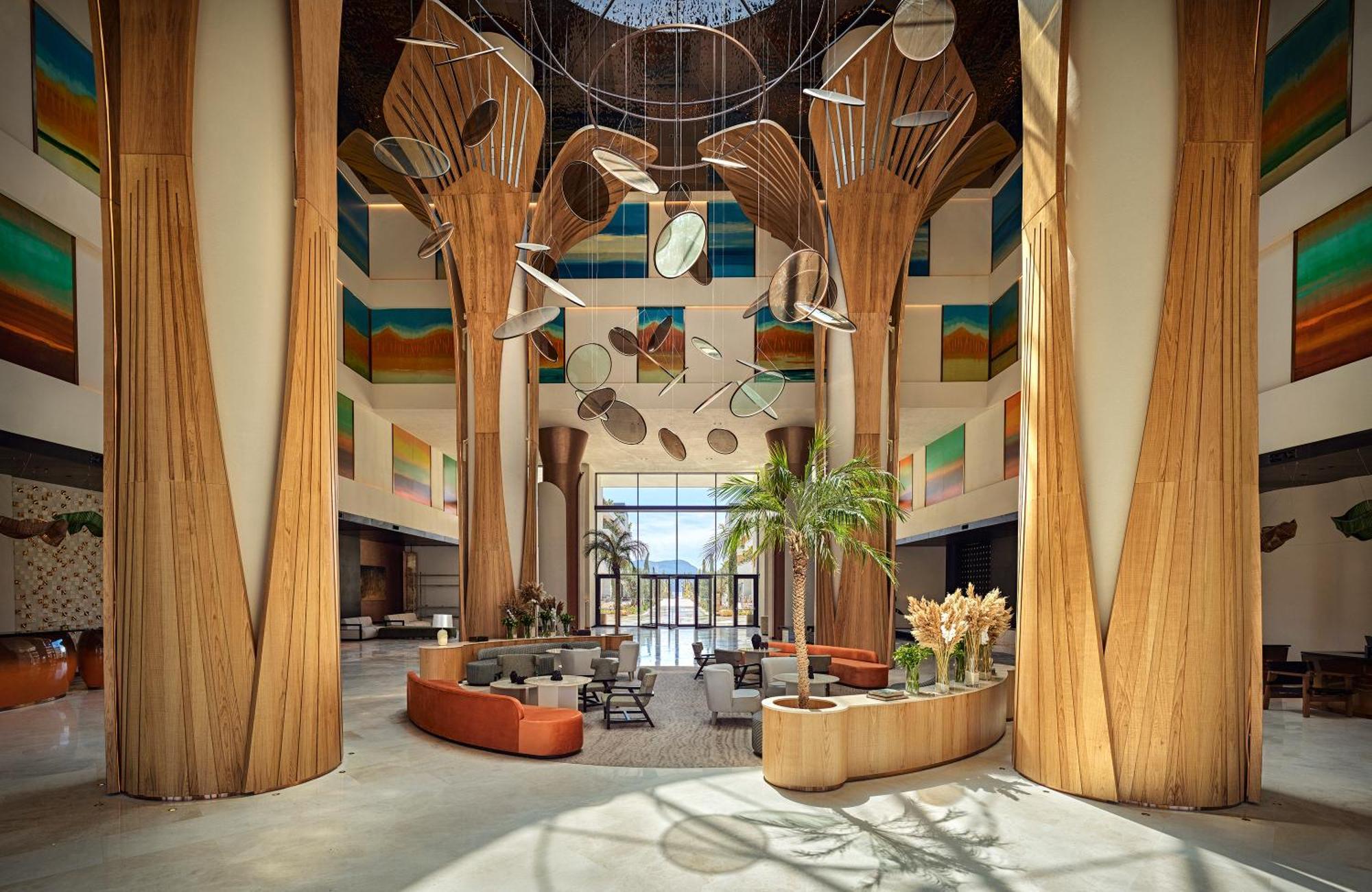 Xo Cape Arnna Hotel