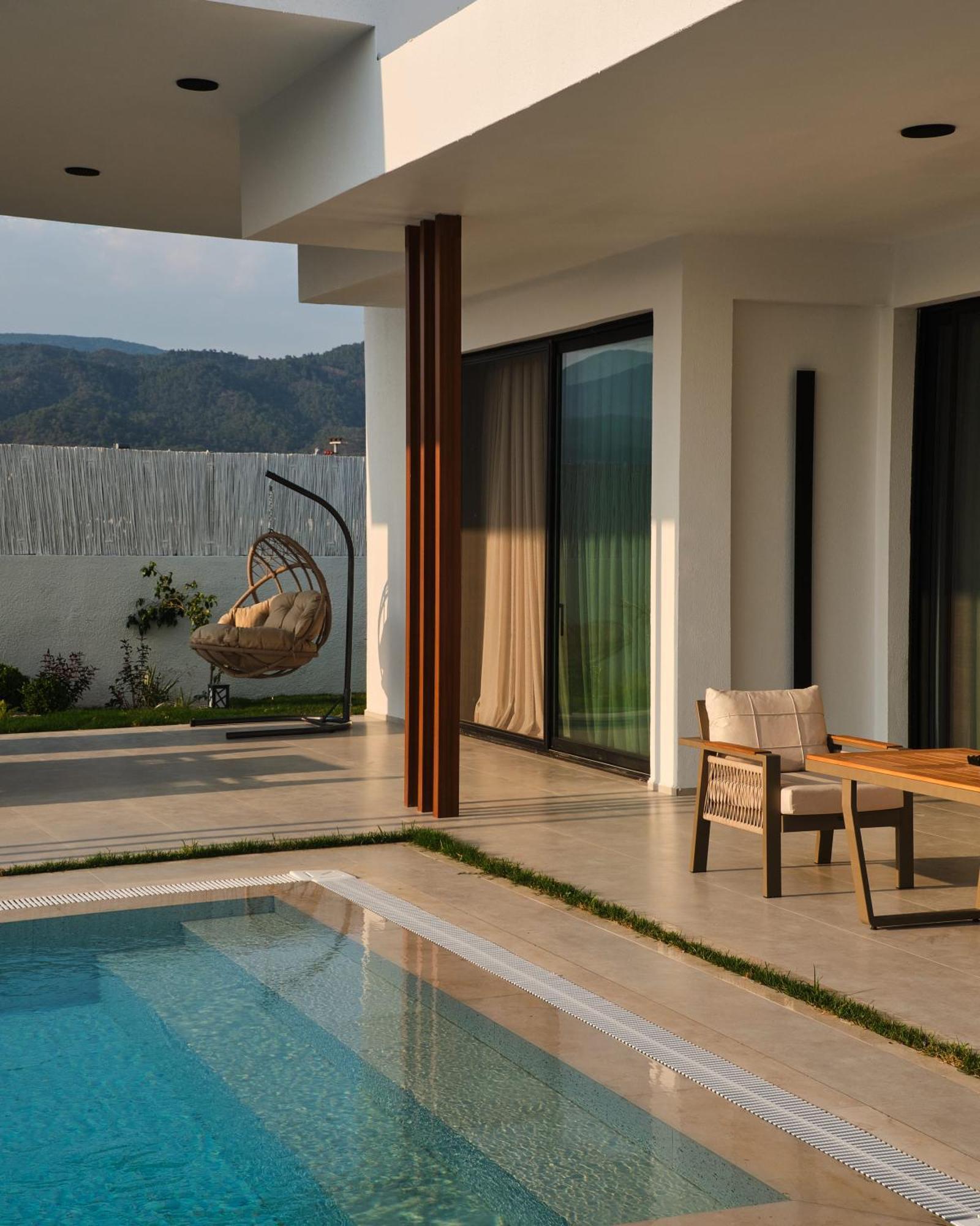 Villa Ashta - Aura
