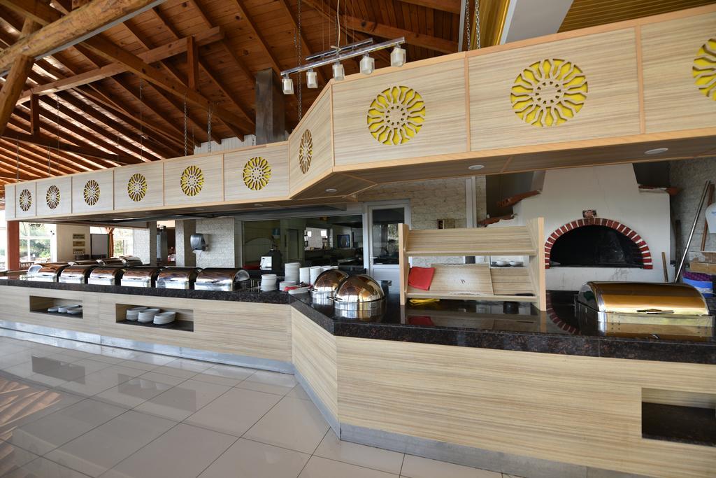 Otel Nicholas Park 4*