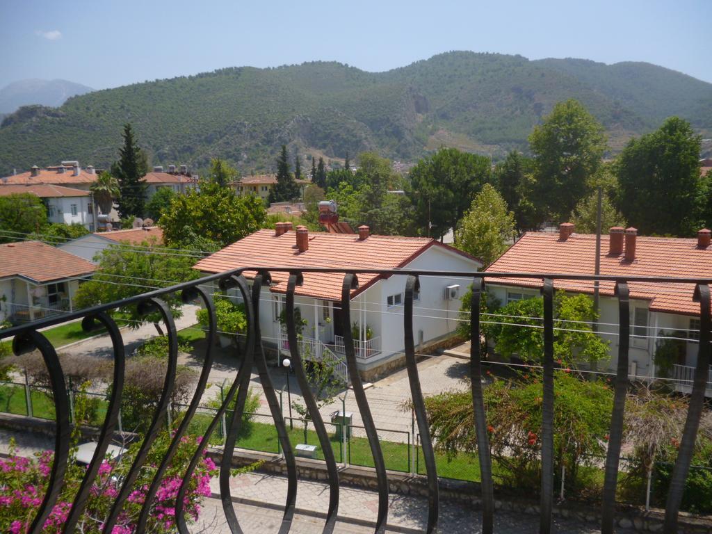 Cicek & Otel