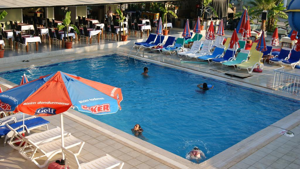 Otel Nazar Garden 2*
