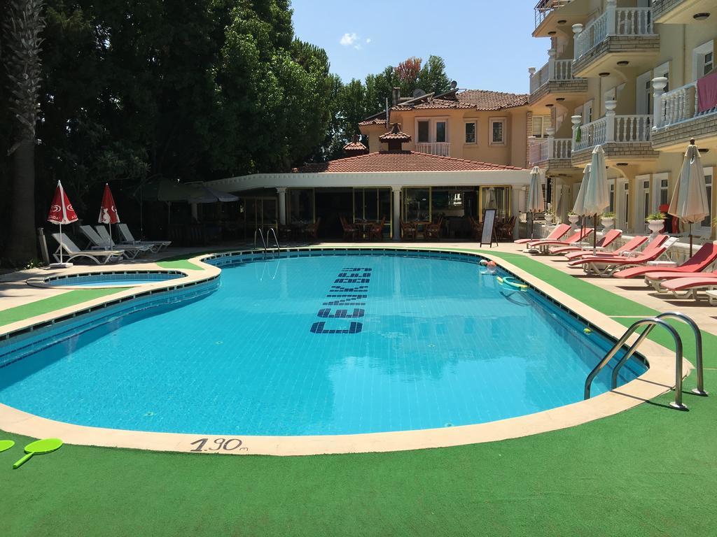 Hotel Cenk Bey 3*