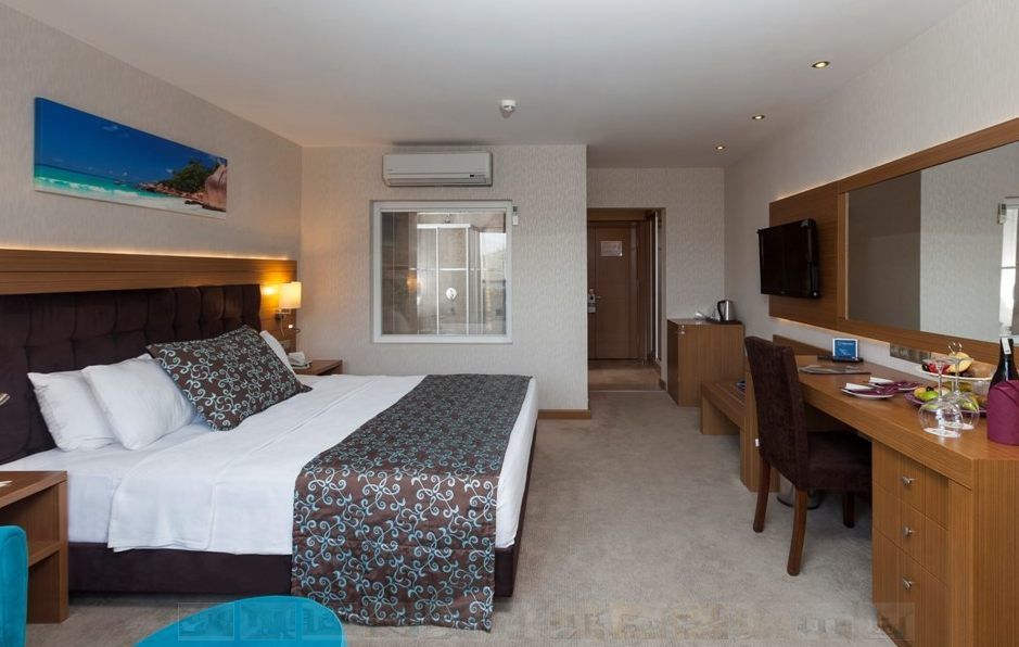 Marina Vista Hotel