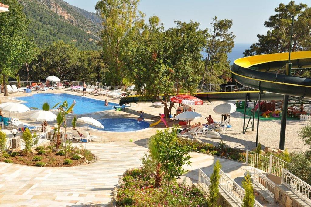 Otel Nicholas Park 4*