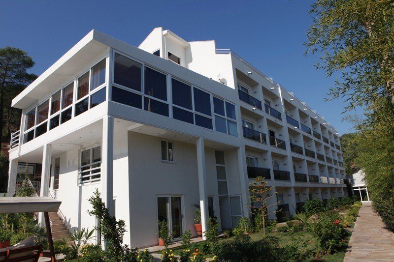 Marina Vista Hotel