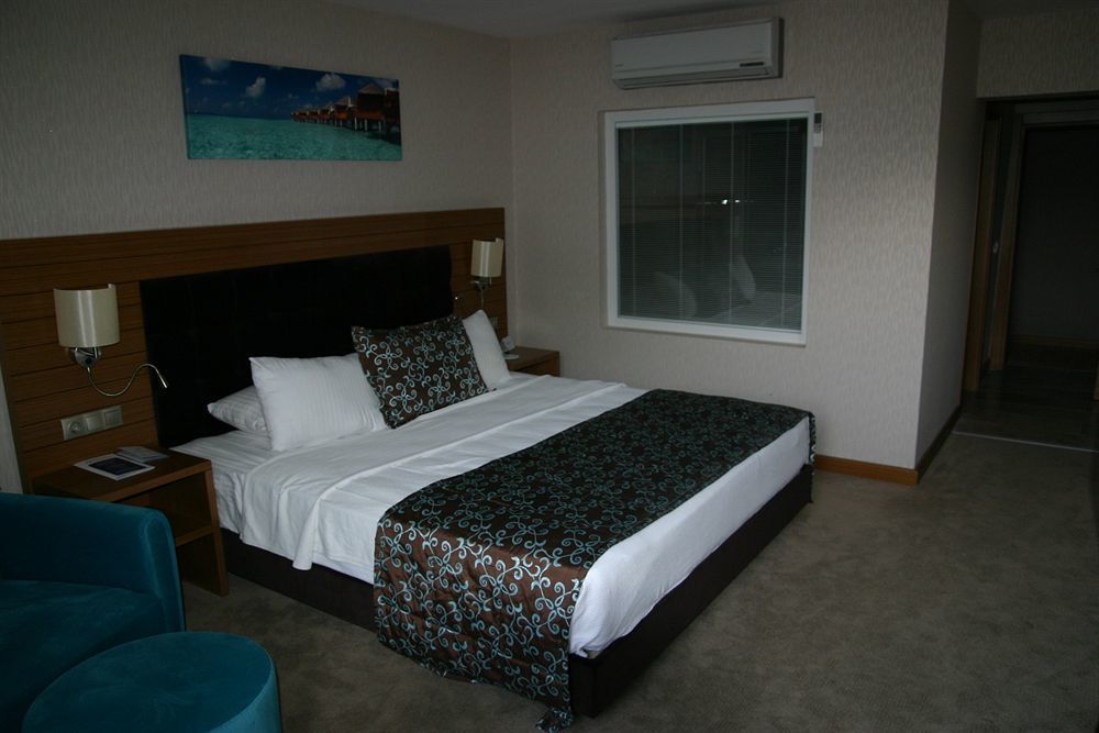 Marina Boutique Hotel 3*