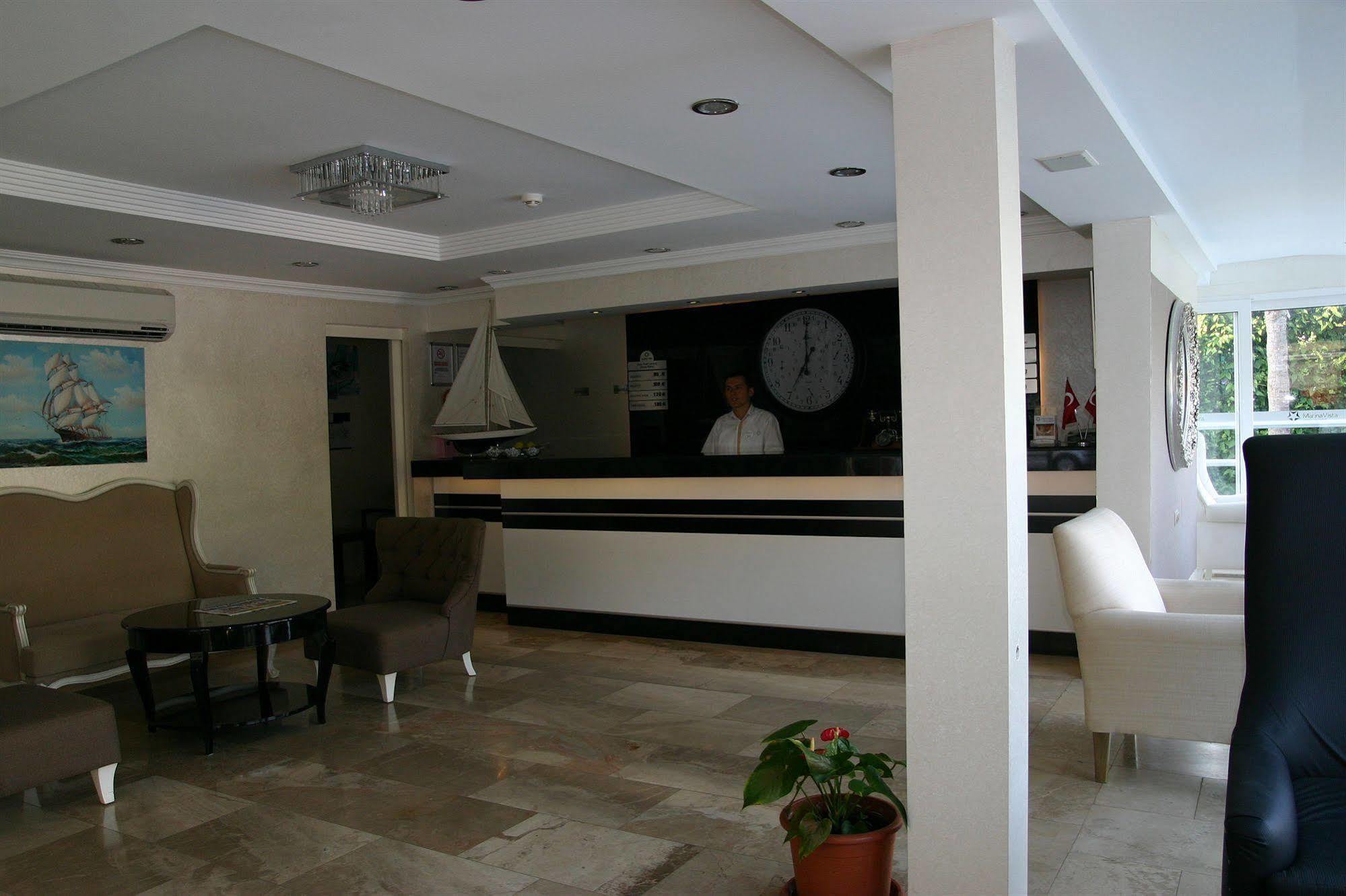 Hotel Marina Vista