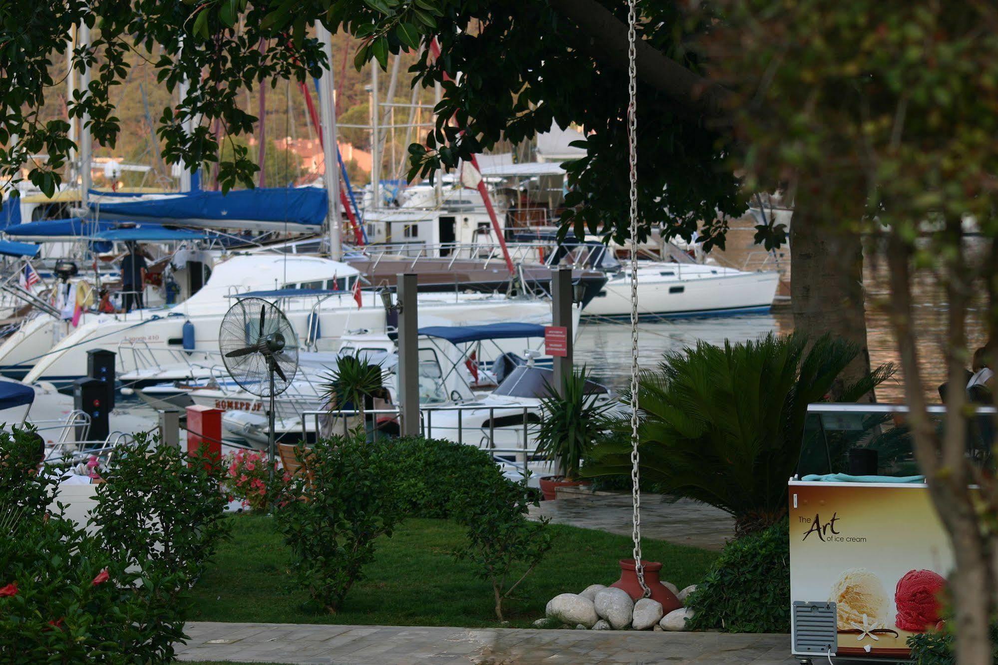 Hotel Marina Vista