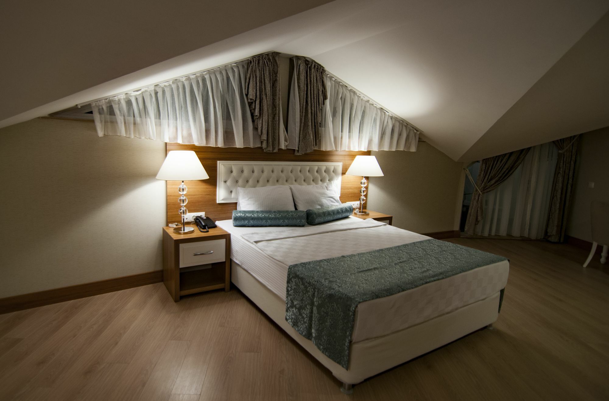 Exelans Otel Fethiye