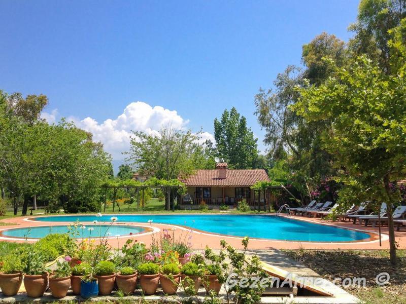 Yonca Otel