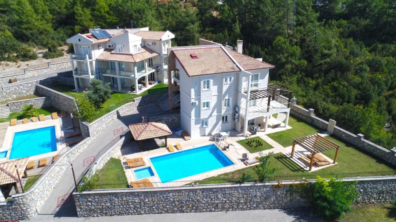 Lillyrose Villa