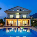 Musa - 5 Bedroom Holiday Villa In Hisaronu
