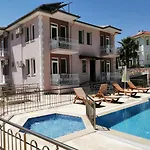 Bella Rose Hotel